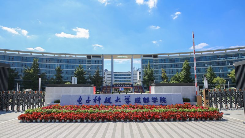 高难度PCB打板：揭秘价格背后的技术奥秘